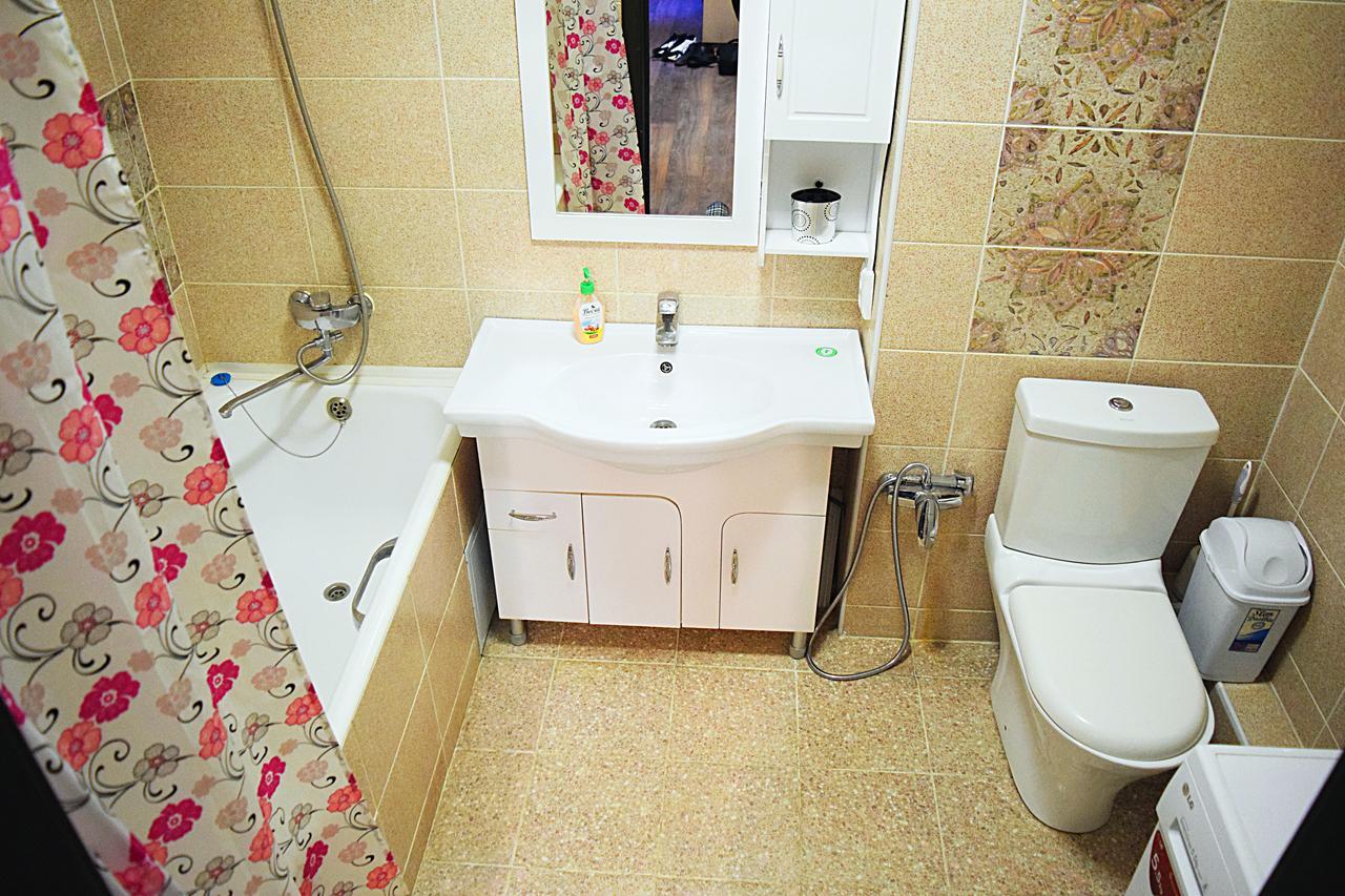 Bishkek House Apartament Екстер'єр фото
