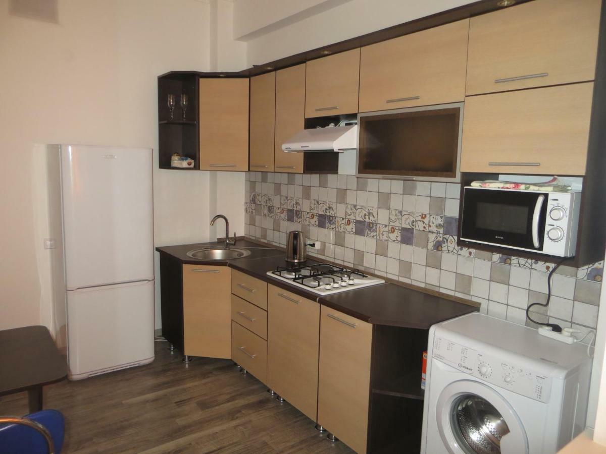 Bishkek House Apartament Екстер'єр фото