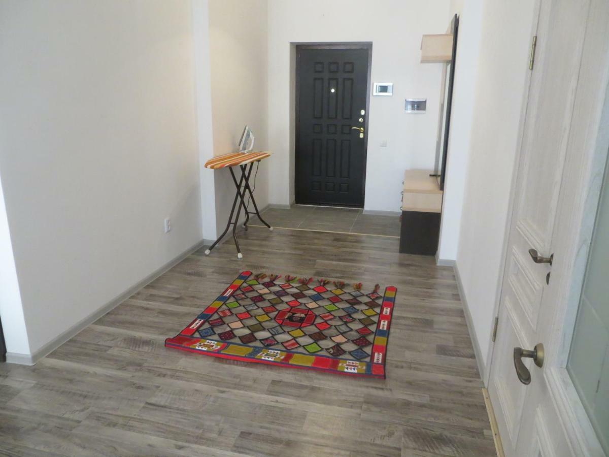 Bishkek House Apartament Екстер'єр фото